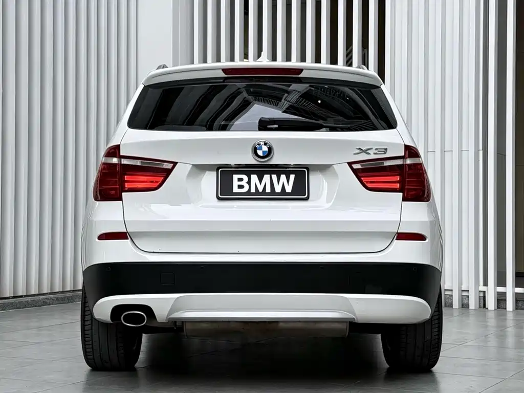 BMW X3 2014 — фото 17