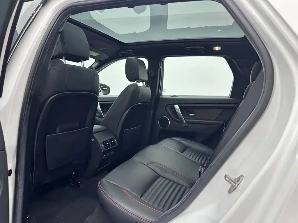 Land Rover Discovery Sport 2023 — фото 21