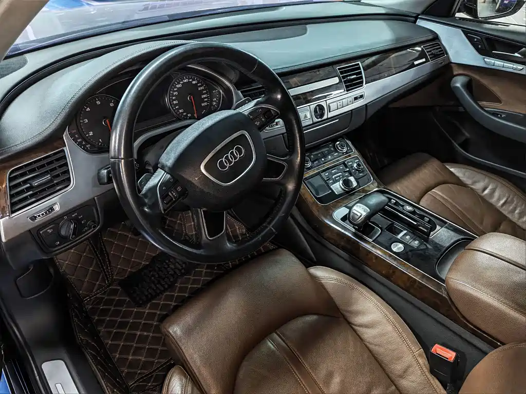 Audi A8 2016