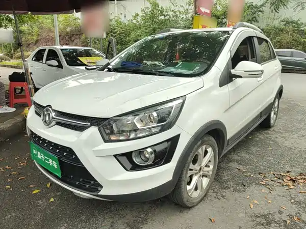 BAIC Shenbao X25 2016