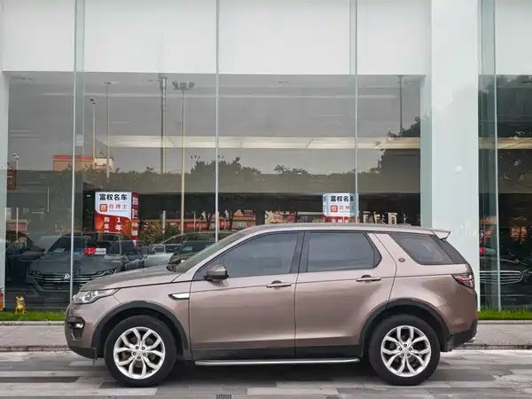 Land Rover Discovery Sport 2016