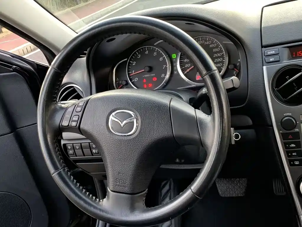 Mazda 6 2011 — фото 12