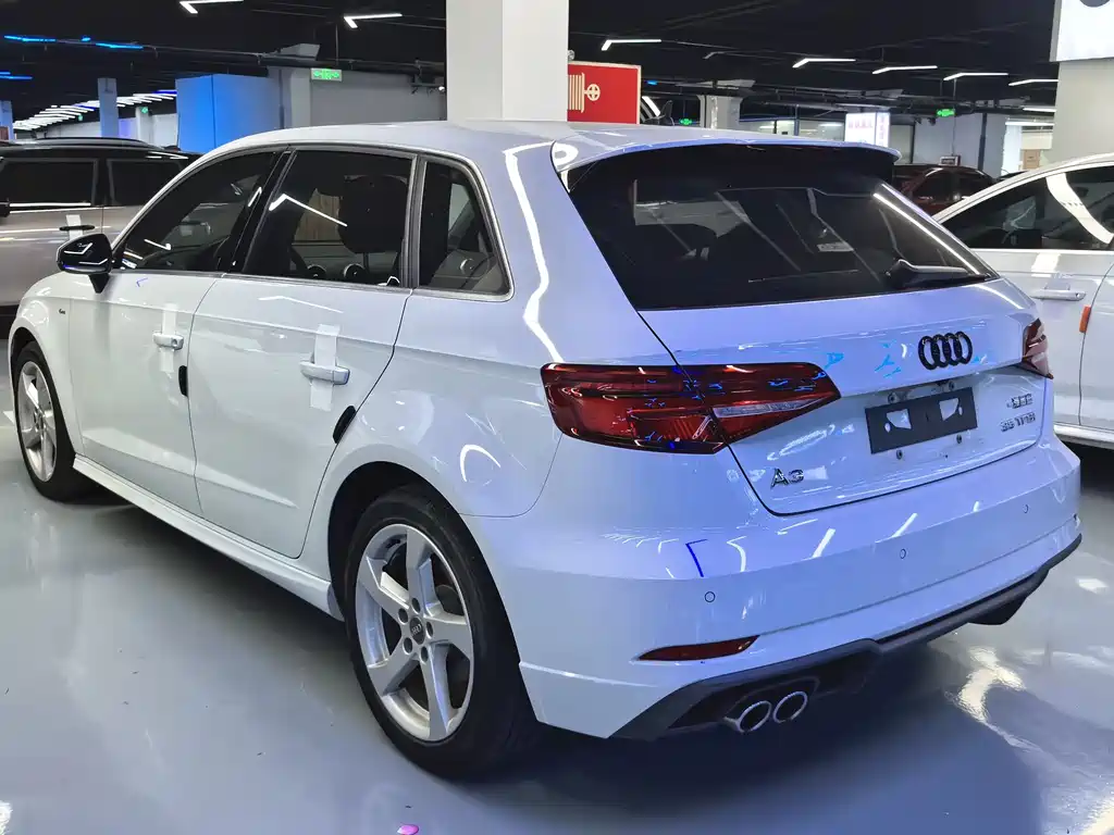 Audi A3 2019 — фото 14