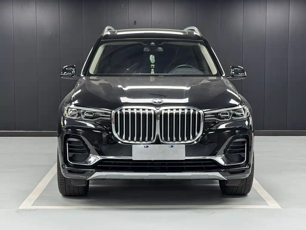 BMW X7 2022 — фото 2
