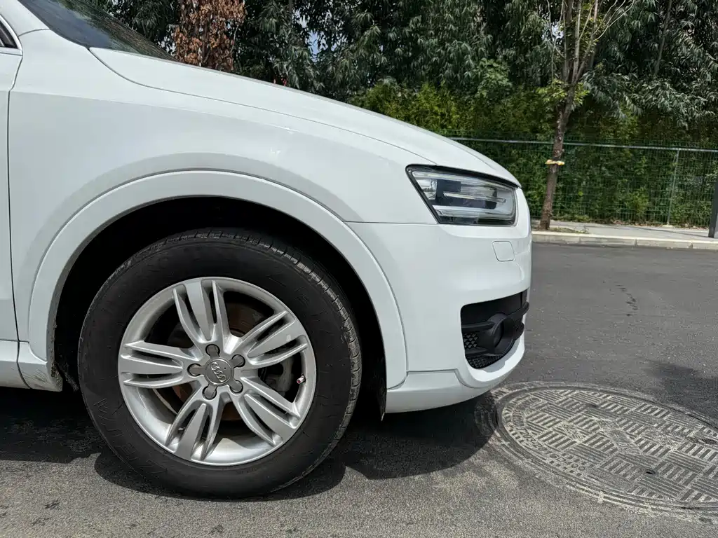 Audi Q3 2015