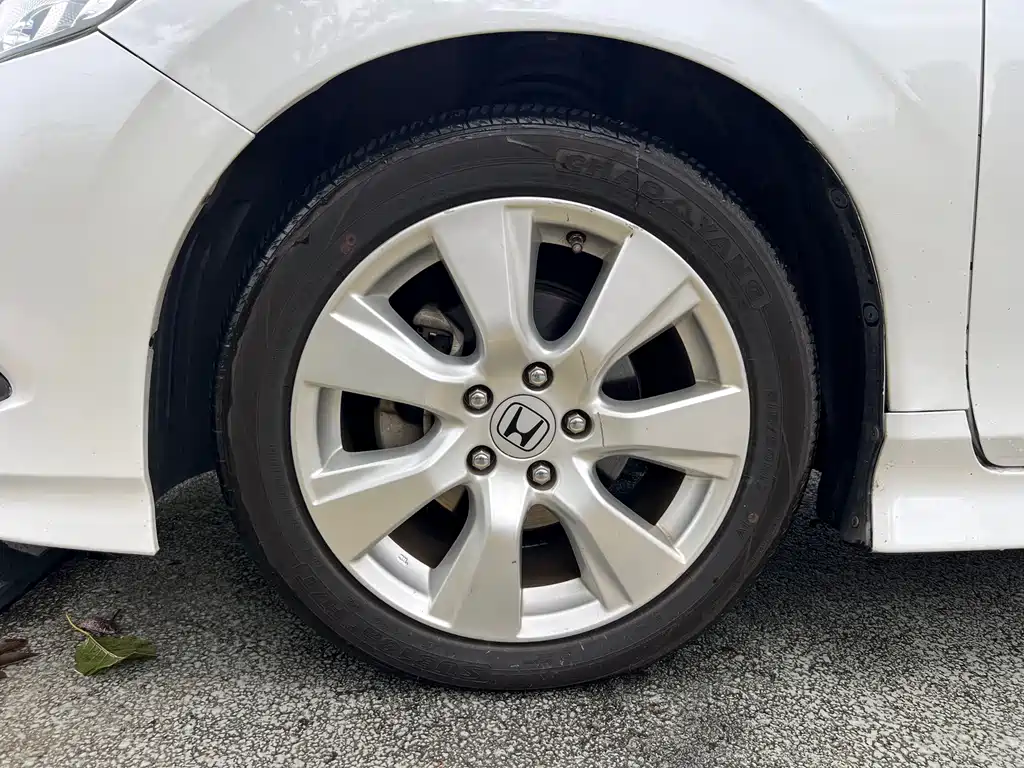 Honda Jade 2016 — фото 22