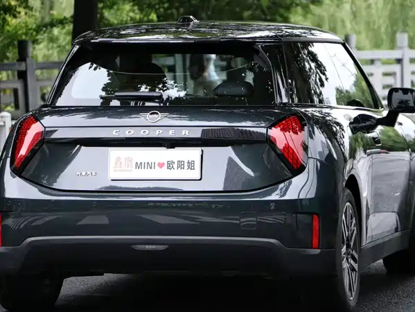 MINI Cooper 2025