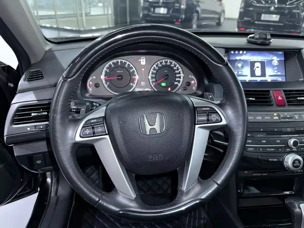 Honda Accord 2013 — фото 15