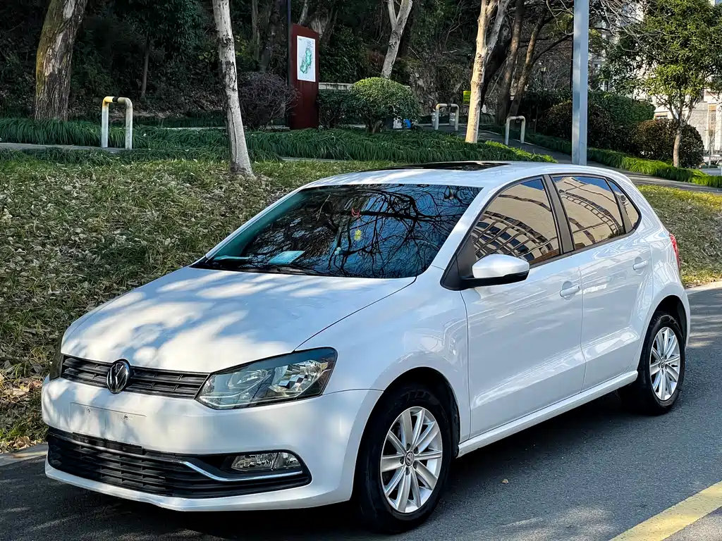 Volkswagen Polo 2016 — фото 2