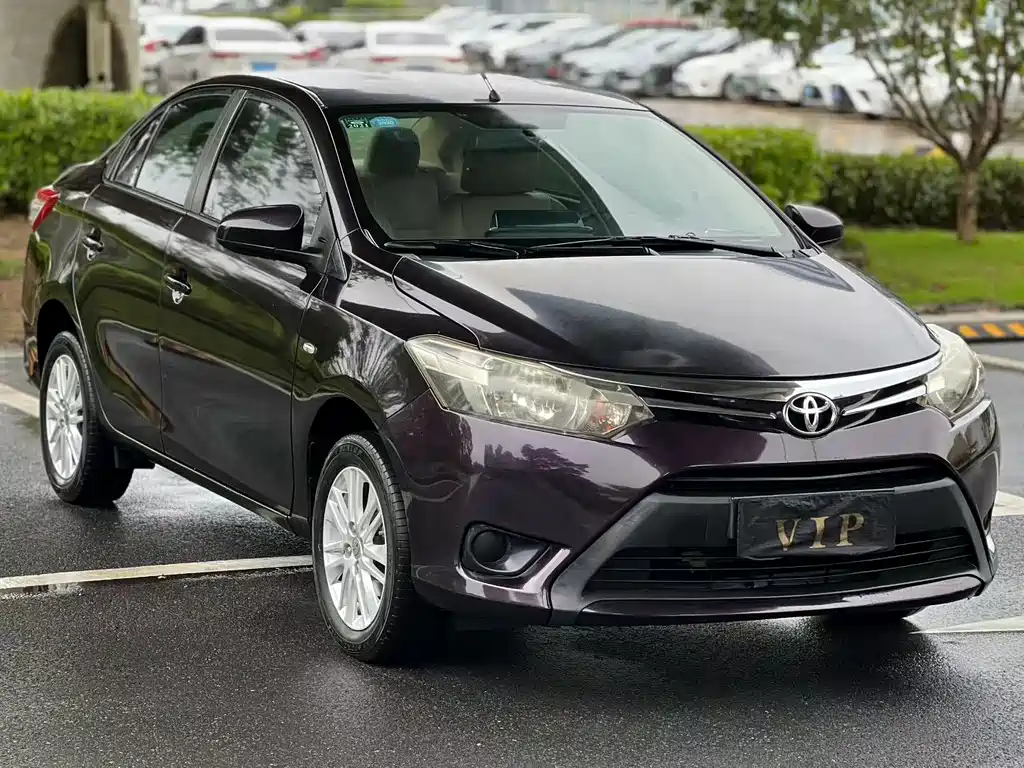 Toyota Vios 2015 — фото 4