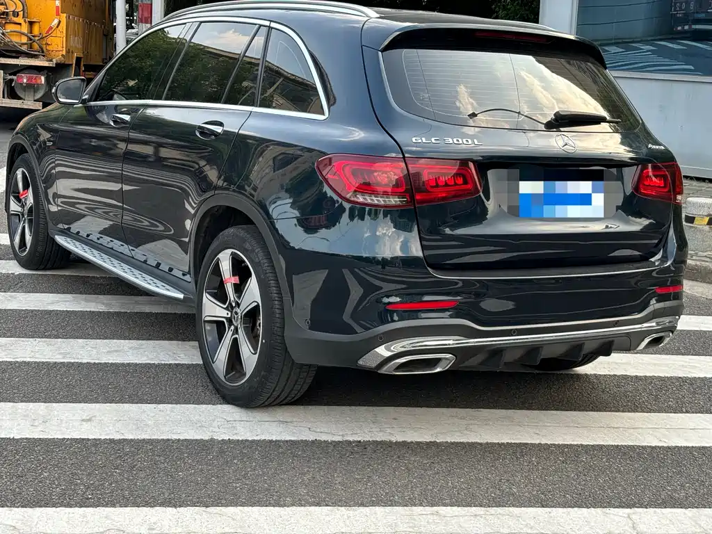 Mercedes-Benz GLC 2022 — фото 16