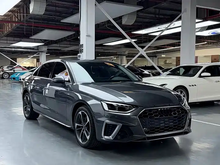 Audi A4L 2022