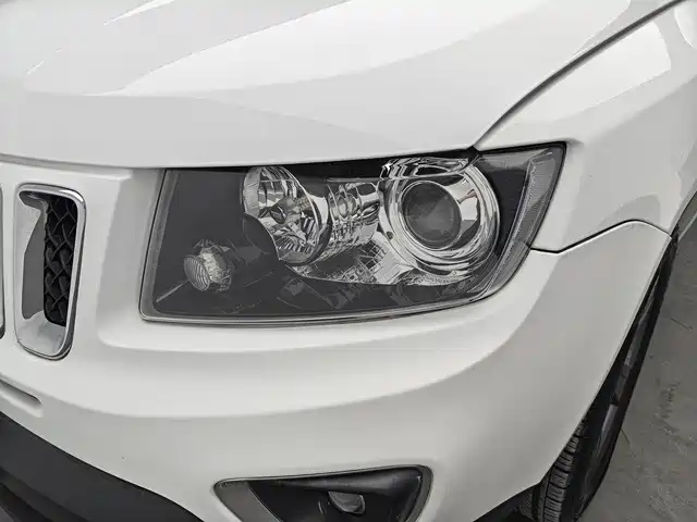 Jeep Compass 2015 — фото 14