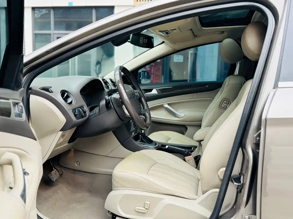 Ford Mondeo Zhisheng 2013 — фото 11