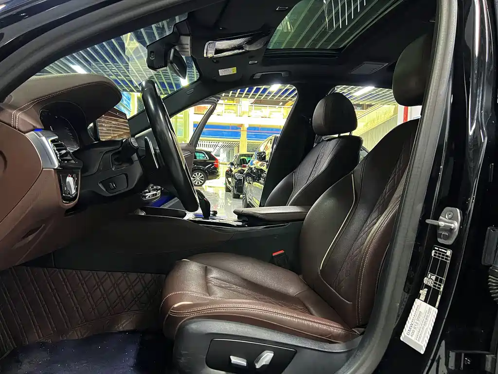 BMW 5 Series 2023