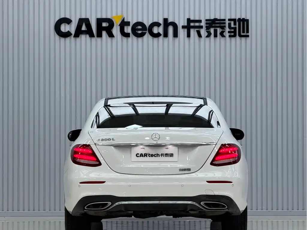 Mercedes-Benz E-Class 2019 — фото 12