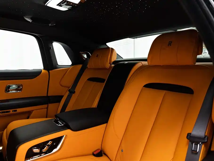 Rolls-Royce Ghost 2023 — фото 11