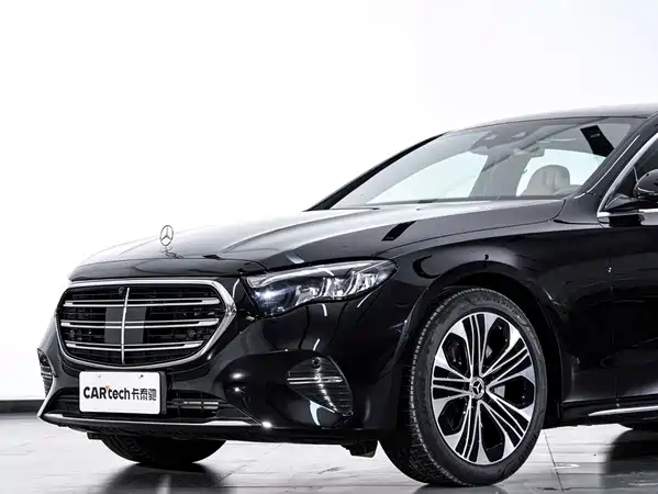 Mercedes-Benz E-Class 2025
