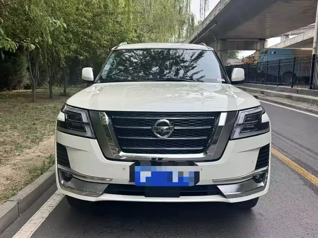 Nissan Patrol 2018 — фото 2