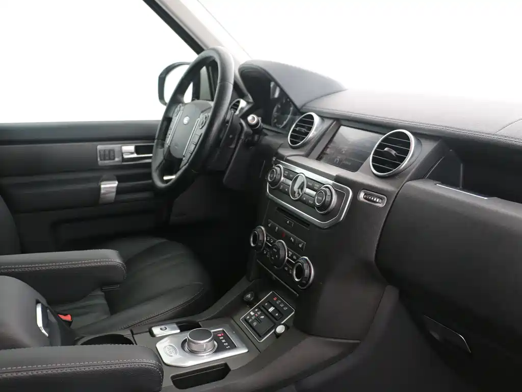 Land Rover Discovery 2015 — фото 10