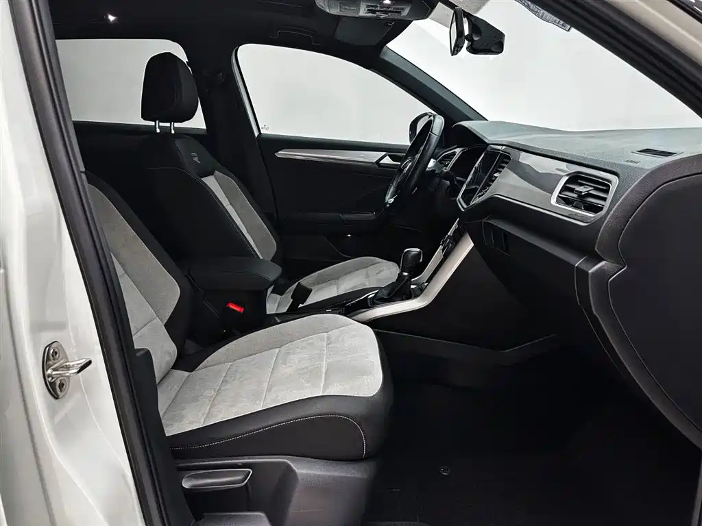 Volkswagen T-Roc 2022 — фото 17