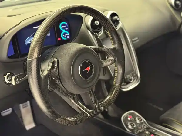 McLaren 570 2016