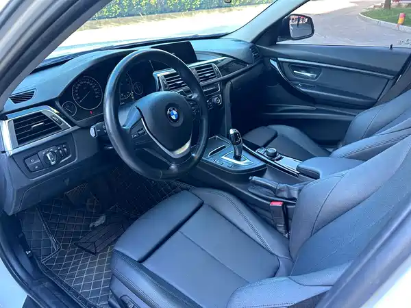 BMW 3 Series 2018
