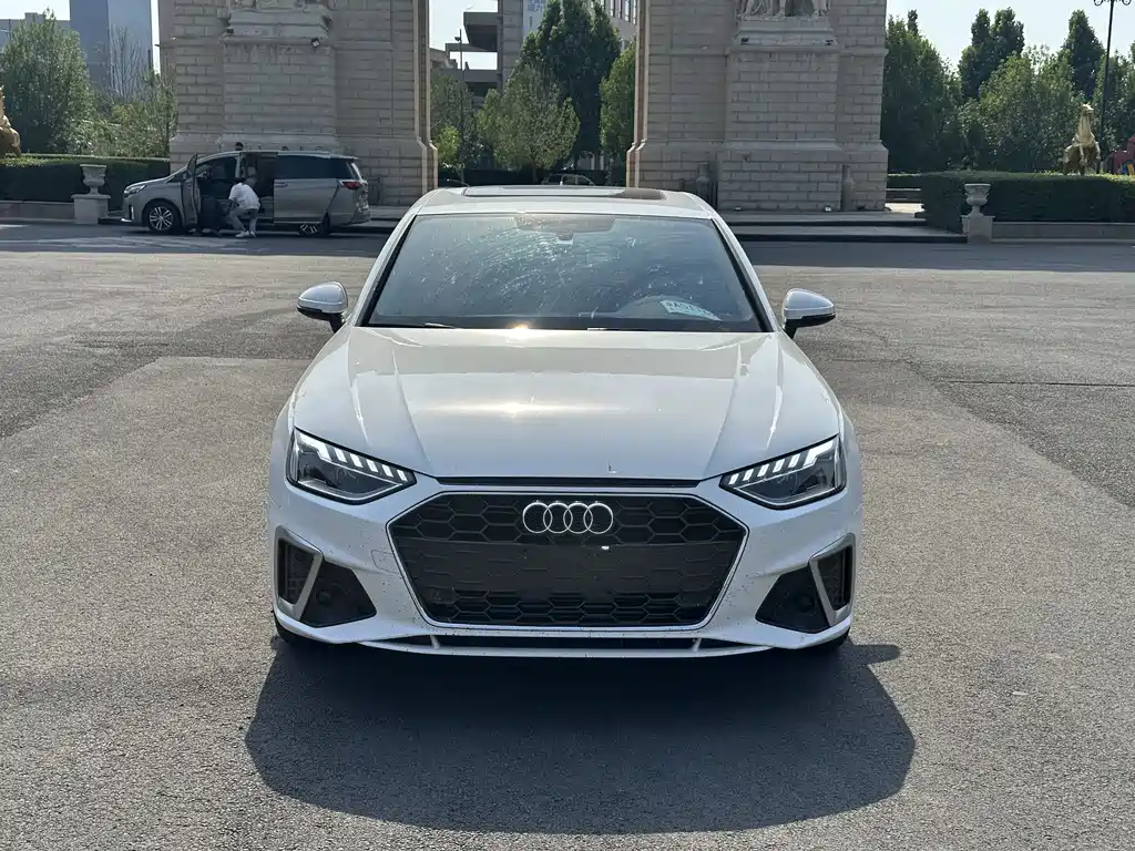 Audi A4L 2024