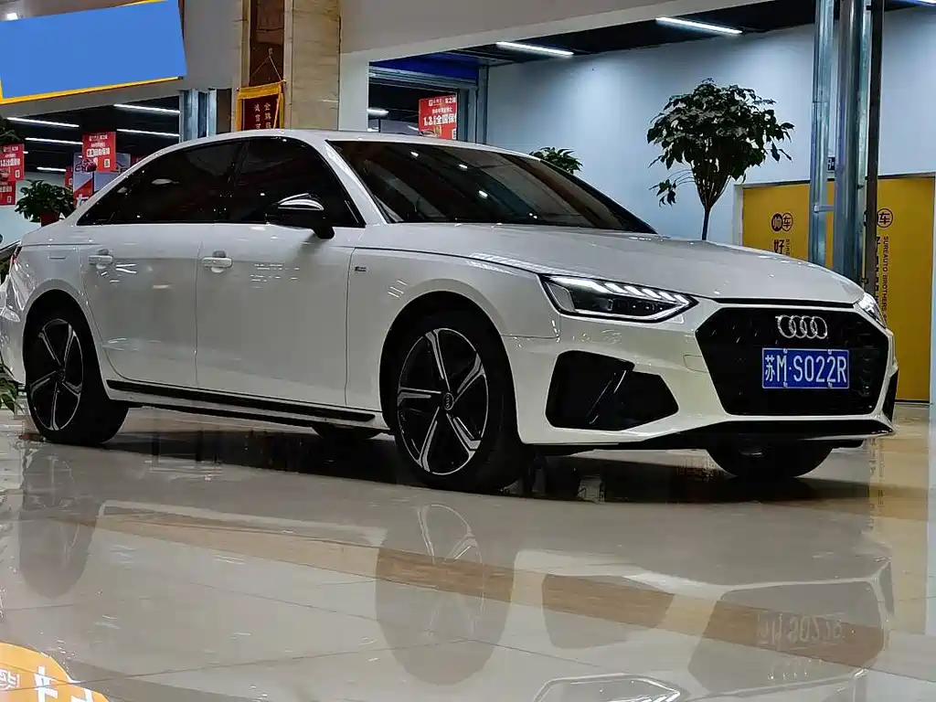 Audi A4L 2025