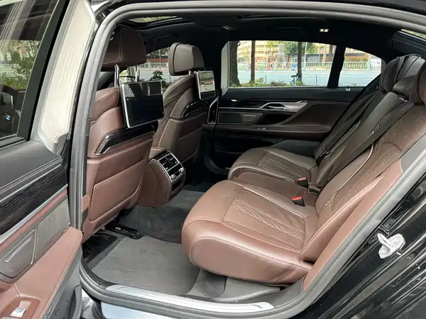 BMW 7 Series 2018