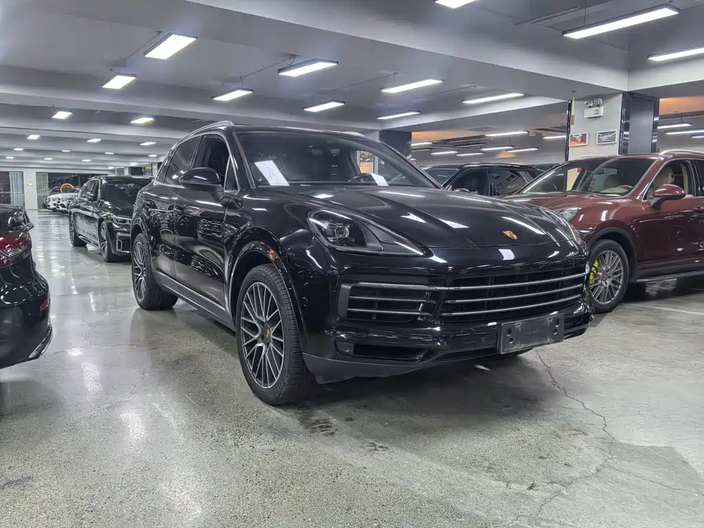Porsche Cayenne 2018 — фото 8