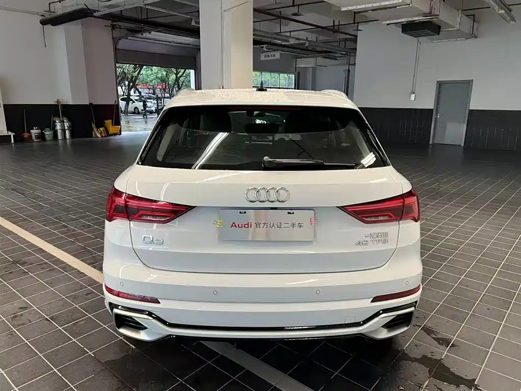 Audi Q3 2024 — фото 15