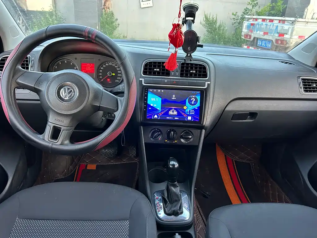 Volkswagen Polo 2012
