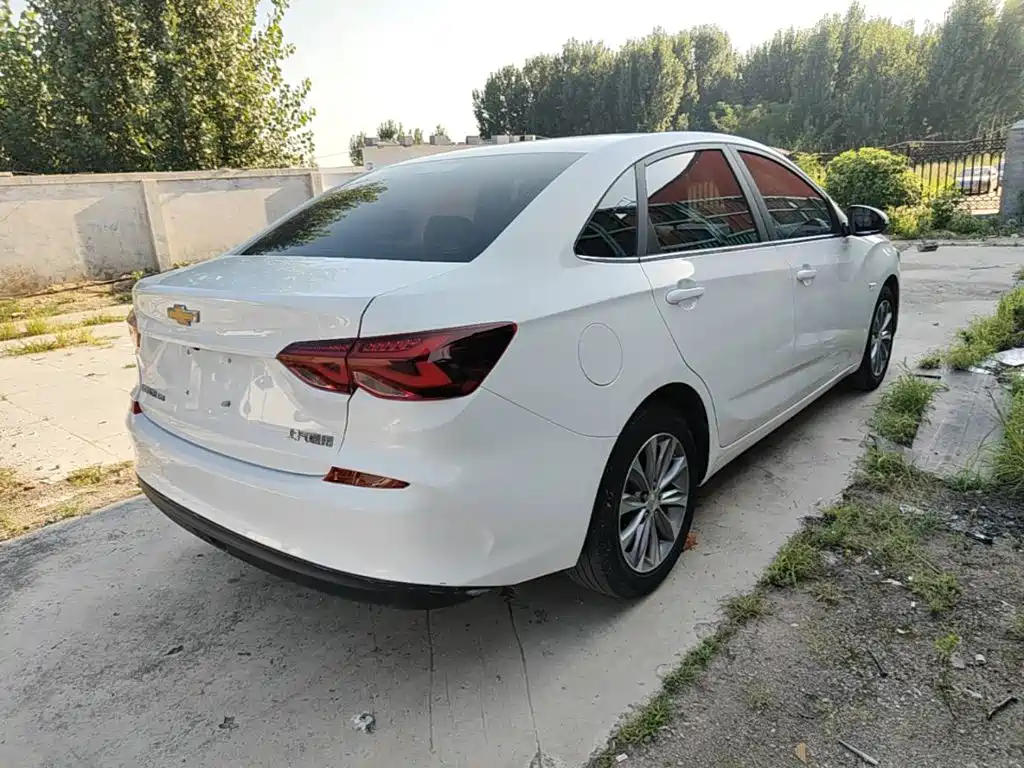 Chevrolet Cruze 2021