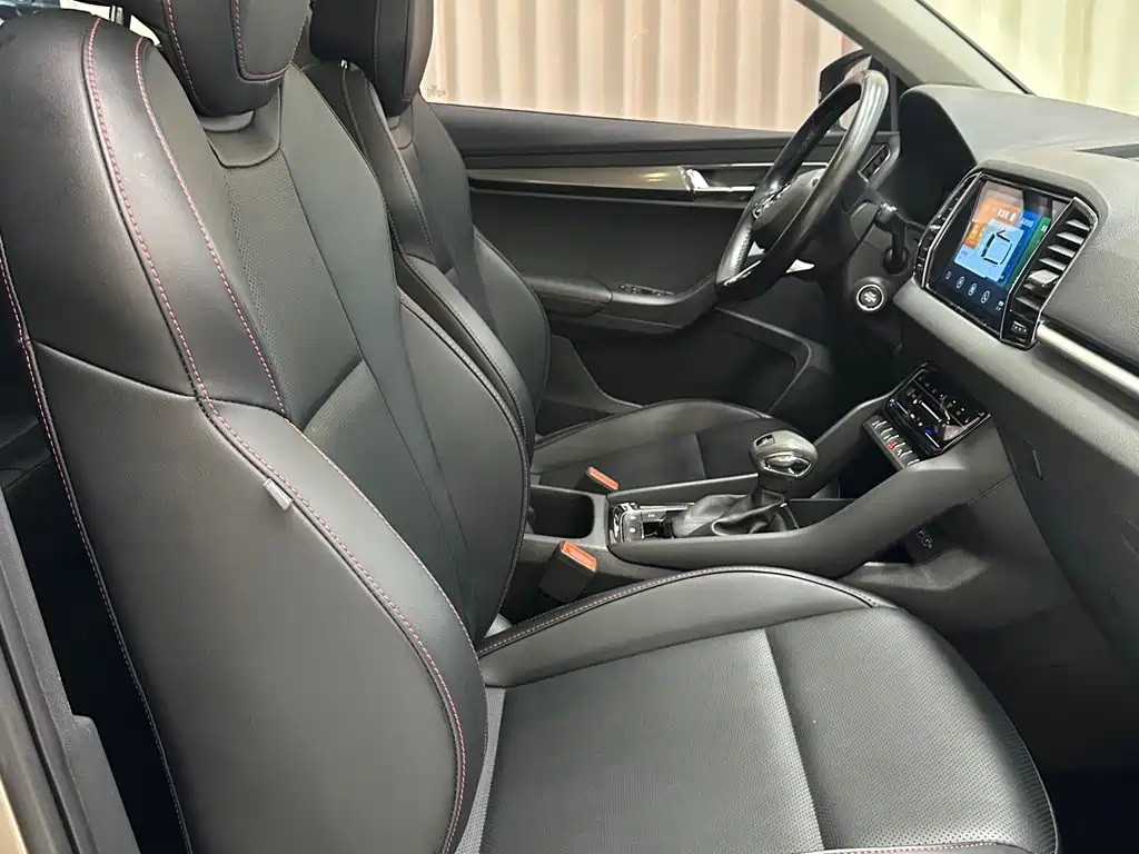 Skoda Karoq 2022 — фото 11