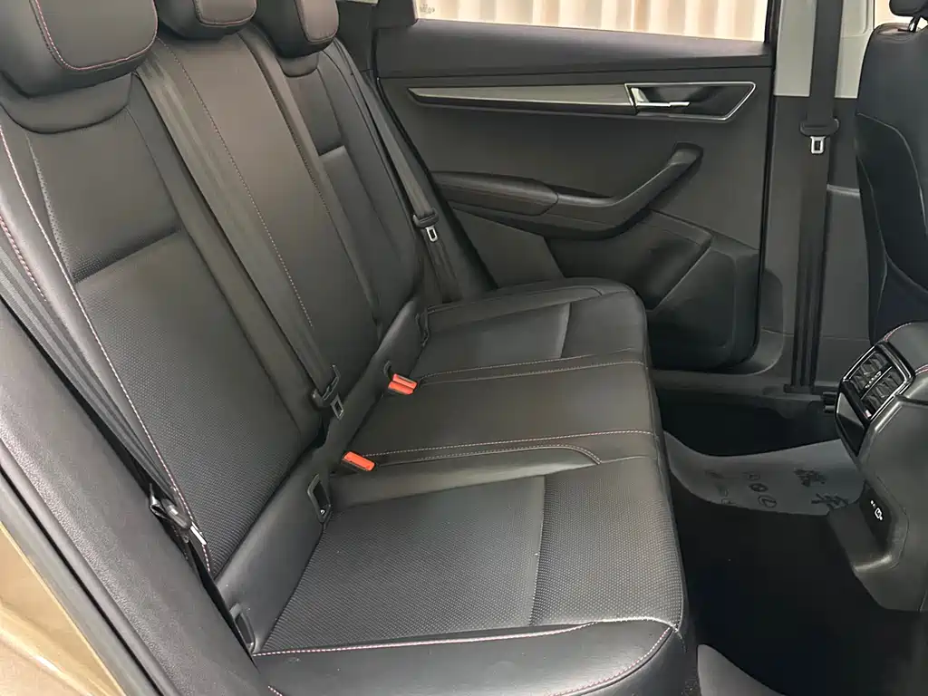 Skoda Karoq 2022 — фото 10