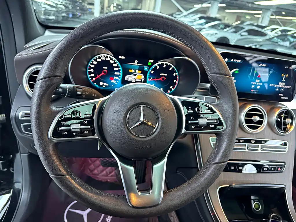 Mercedes-Benz GLC 2021