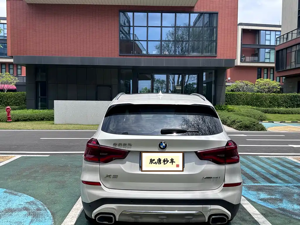BMW X3 2021 — фото 8