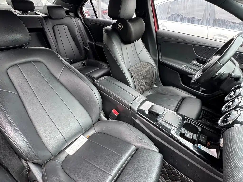 Mercedes-Benz A-Class 2021 — фото 13