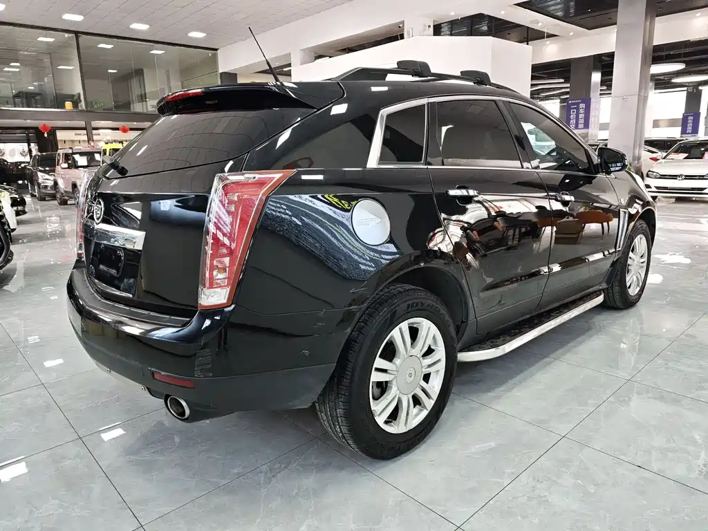 Cadillac SRX 2014 — фото 7