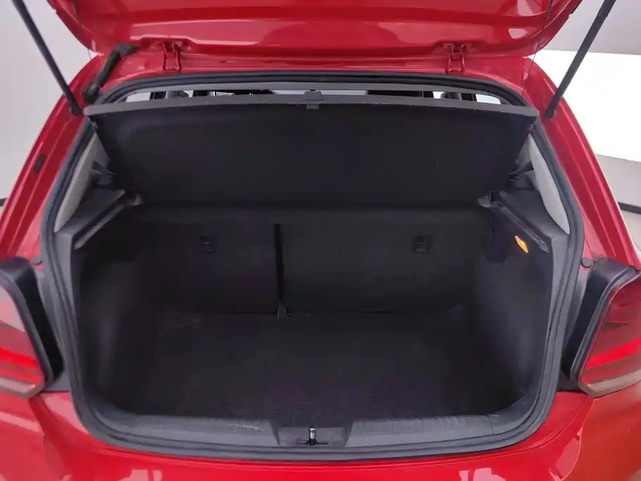 Volkswagen Polo 2014