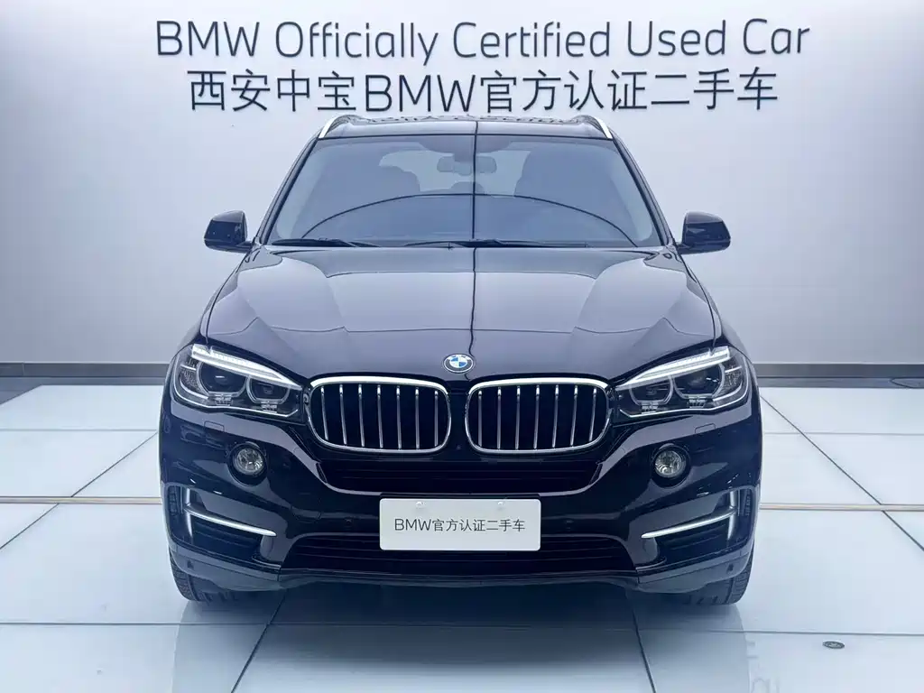 BMW X5 2018 — фото 2