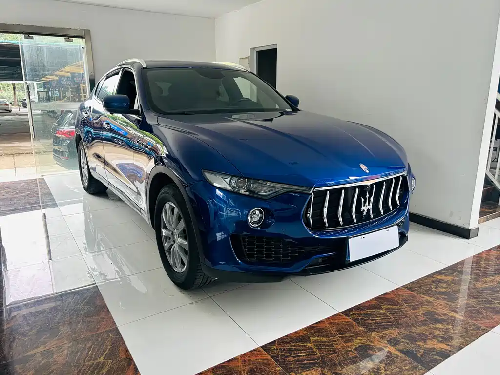 Maserati Levante 2018 — фото 3