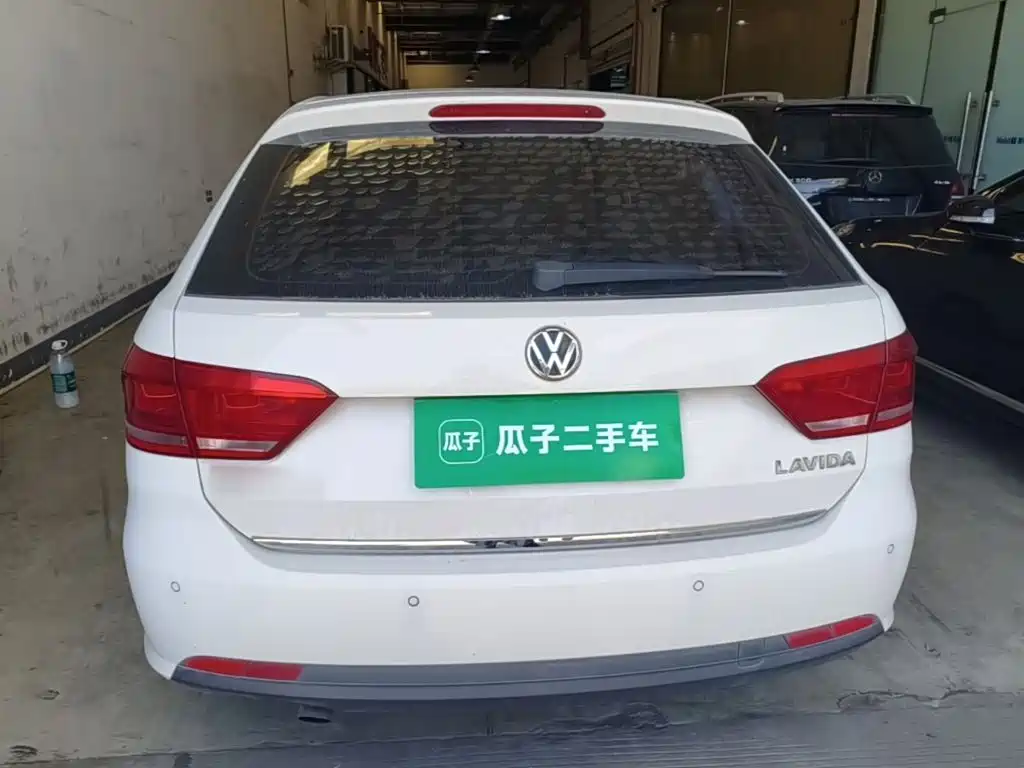 Volkswagen Gran Lavida 2015