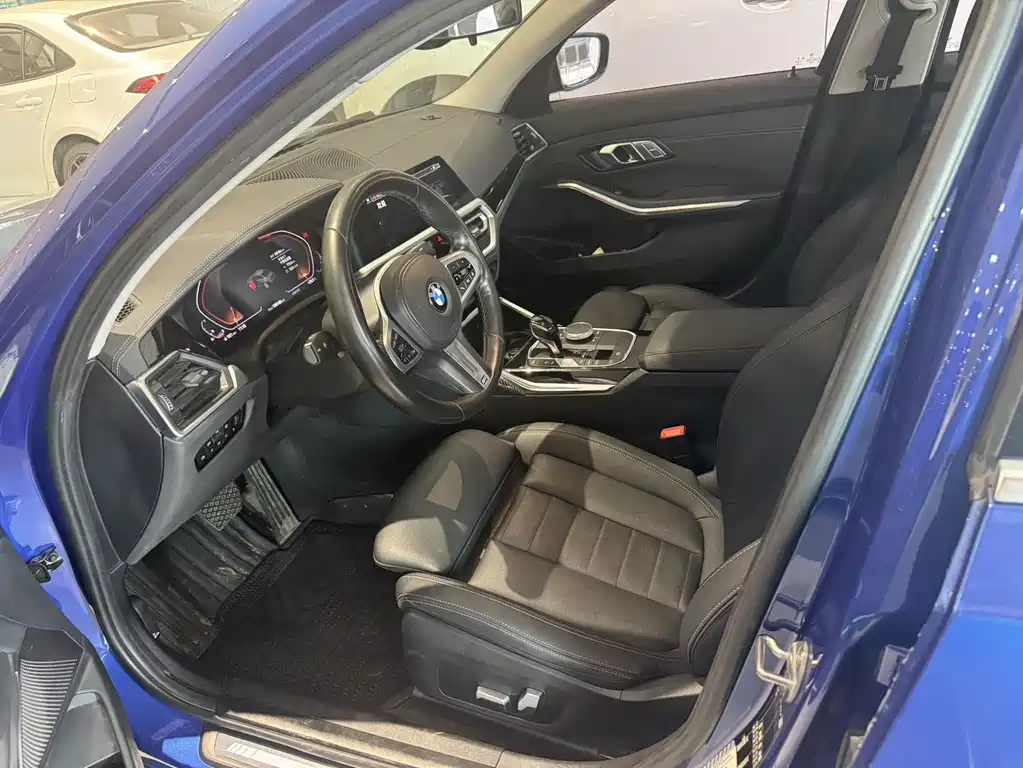 BMW 3 Series 2021