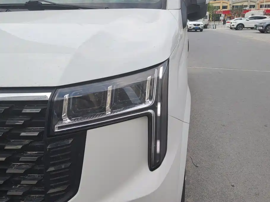 Maxus V80 2023