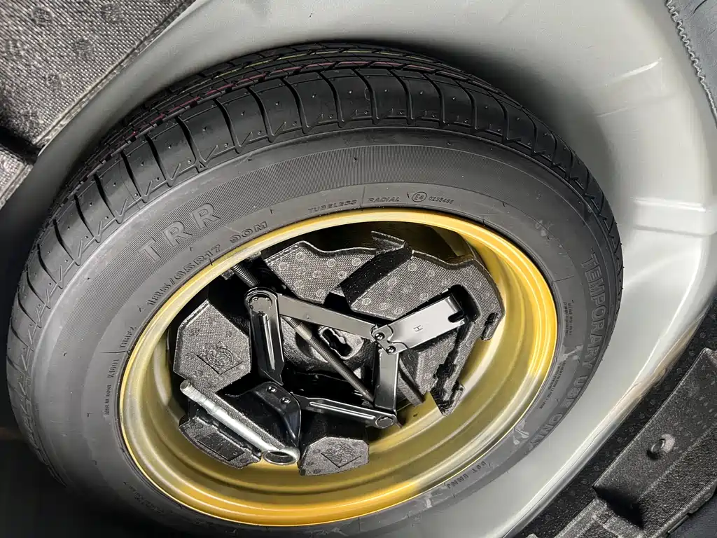 Subaru Forester 2021 — фото 12