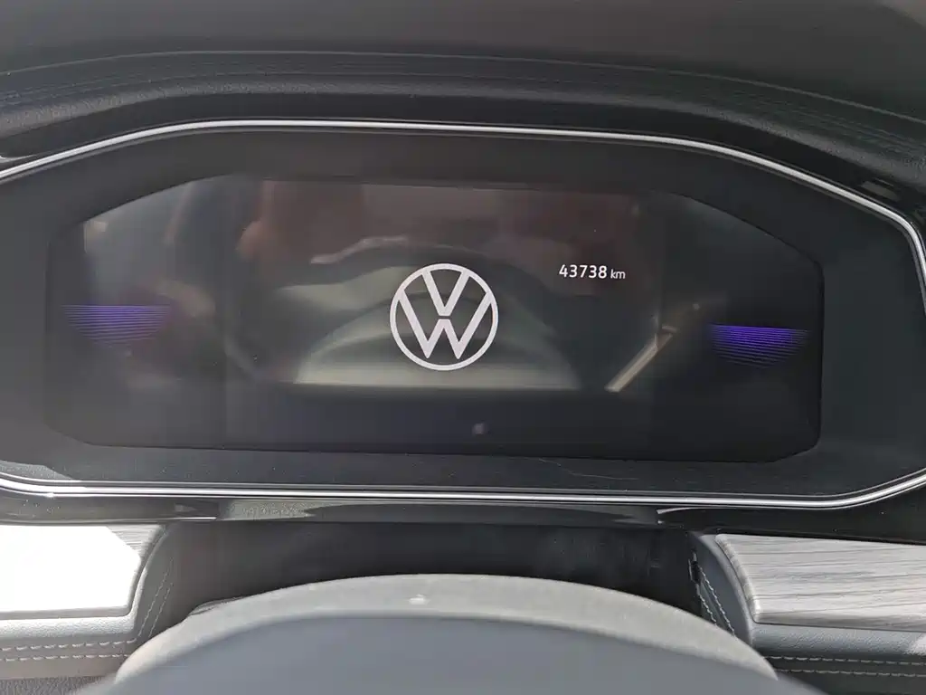 Volkswagen Passat 2022 — фото 10