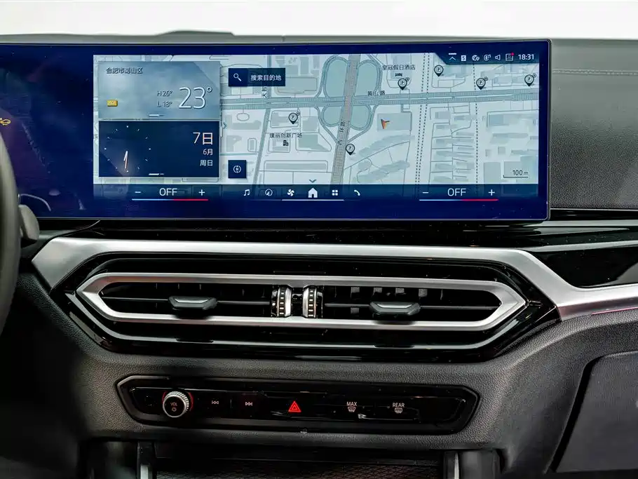 BMW 3 Series 2024 — фото 14