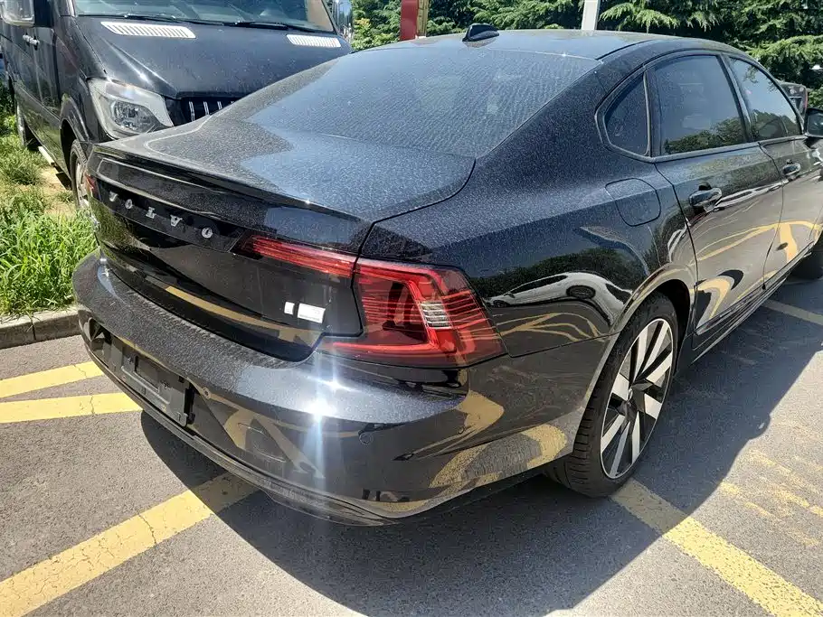 Volvo S90 PHEV 2024 — фото 3